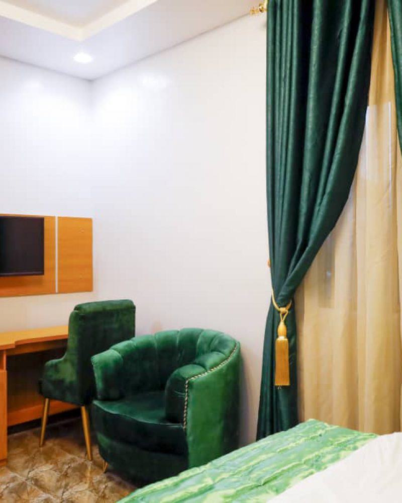 Cedar-Bliss-Hotel-3